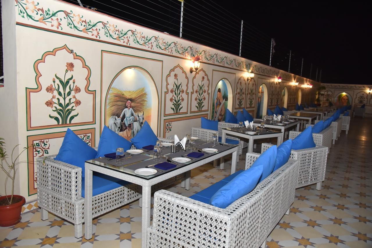 Rnb Select Vijay Palace Jaipur Exterior foto